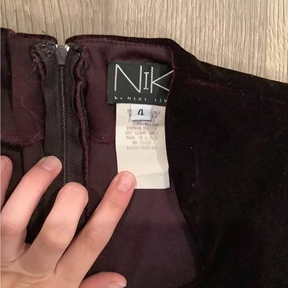 Vintage 1980’s Niki Livas velvet dress - Picture 2 of 3